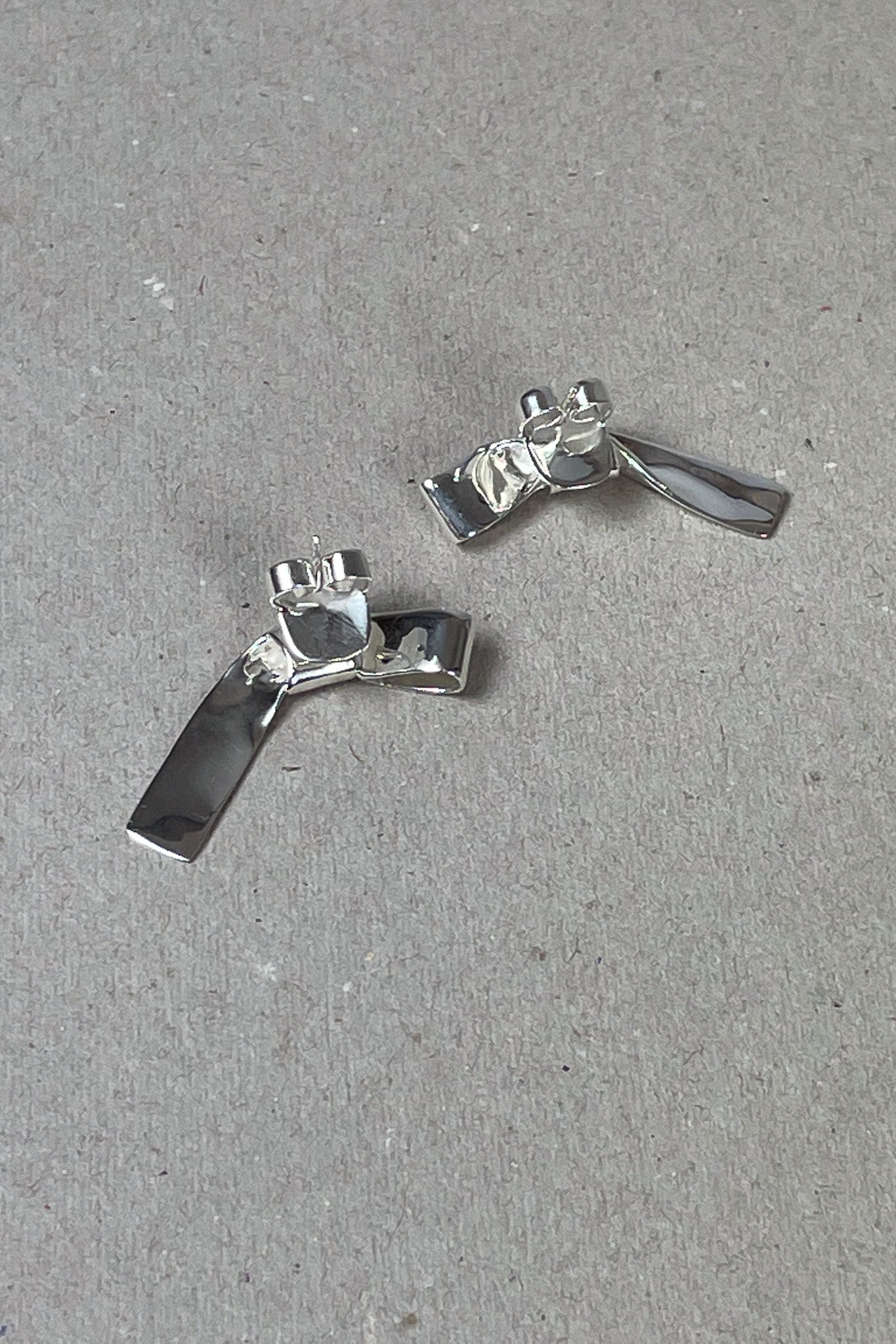 Annika Inez Cravat Studs