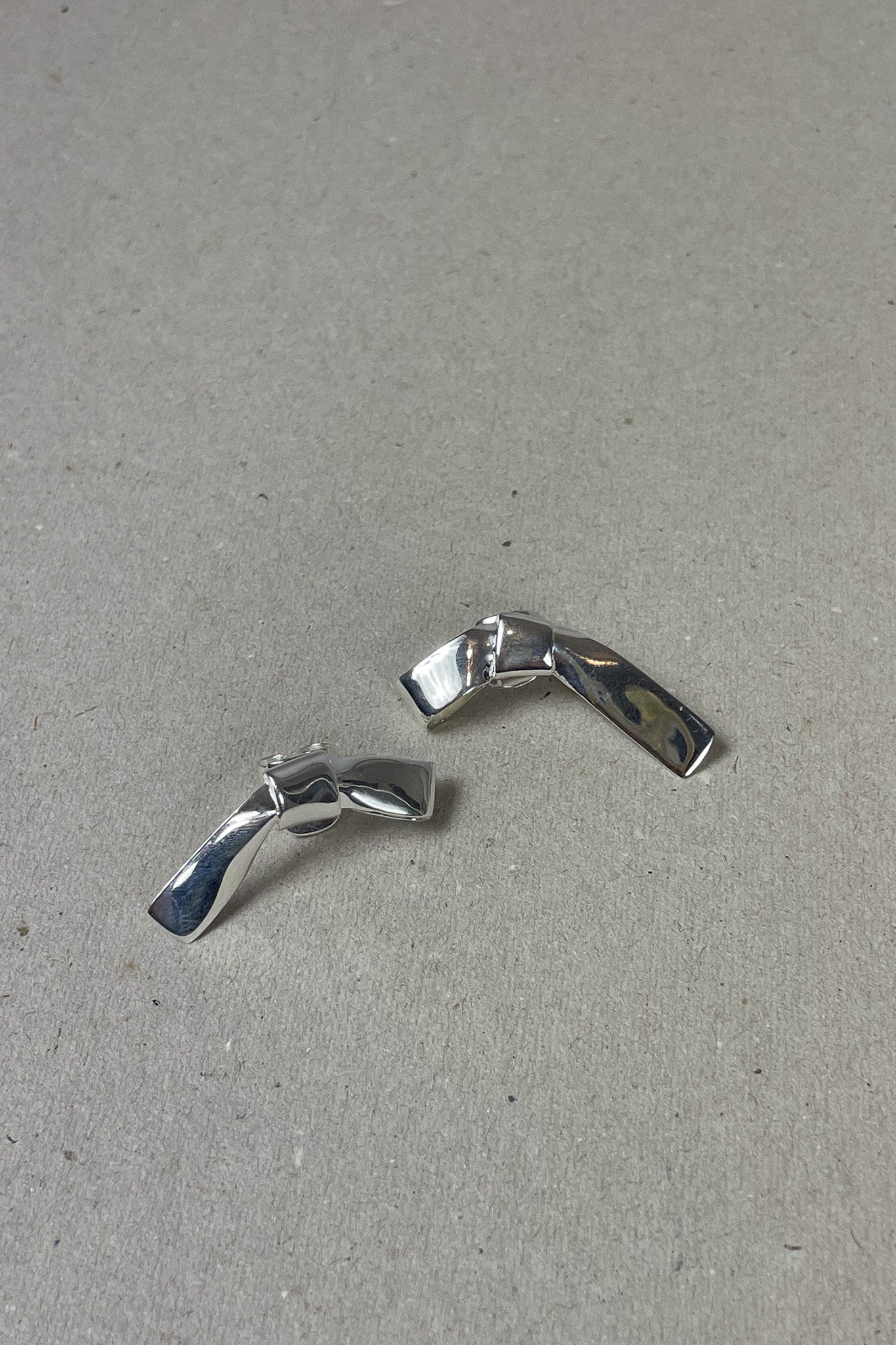 Annika Inez Cravat Studs