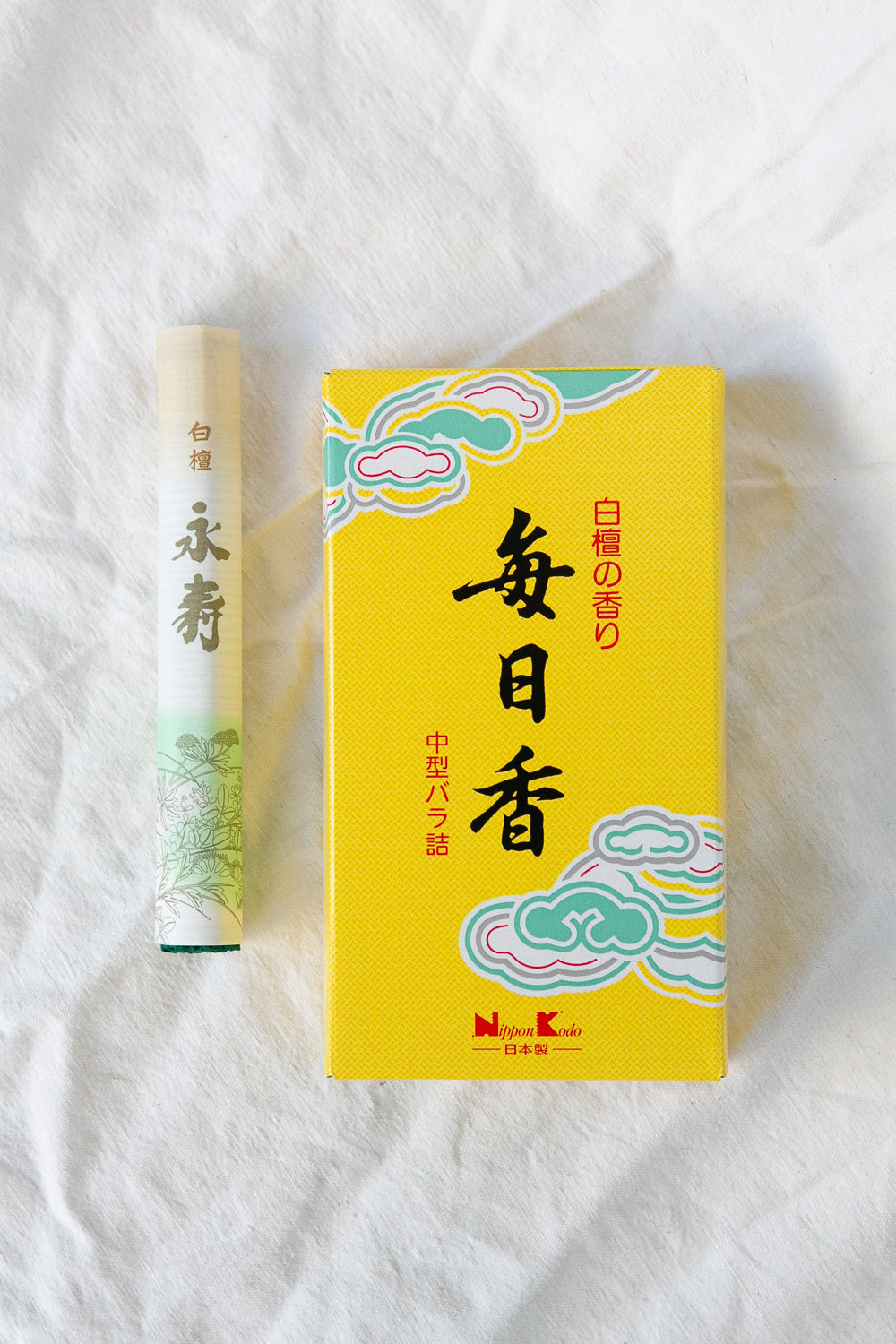 Eiju Byakudan Long Life Incense Roll