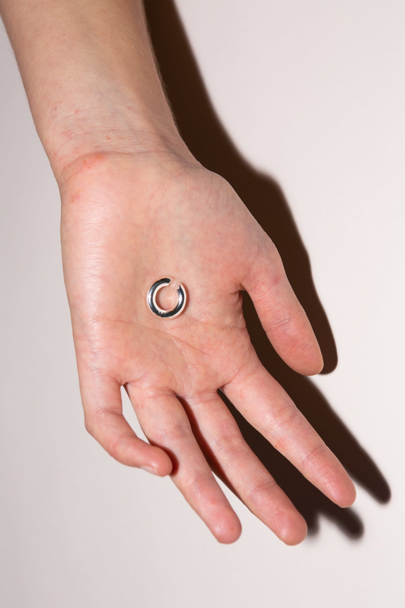 Saskia Diez Small Silver Bold Earcuff