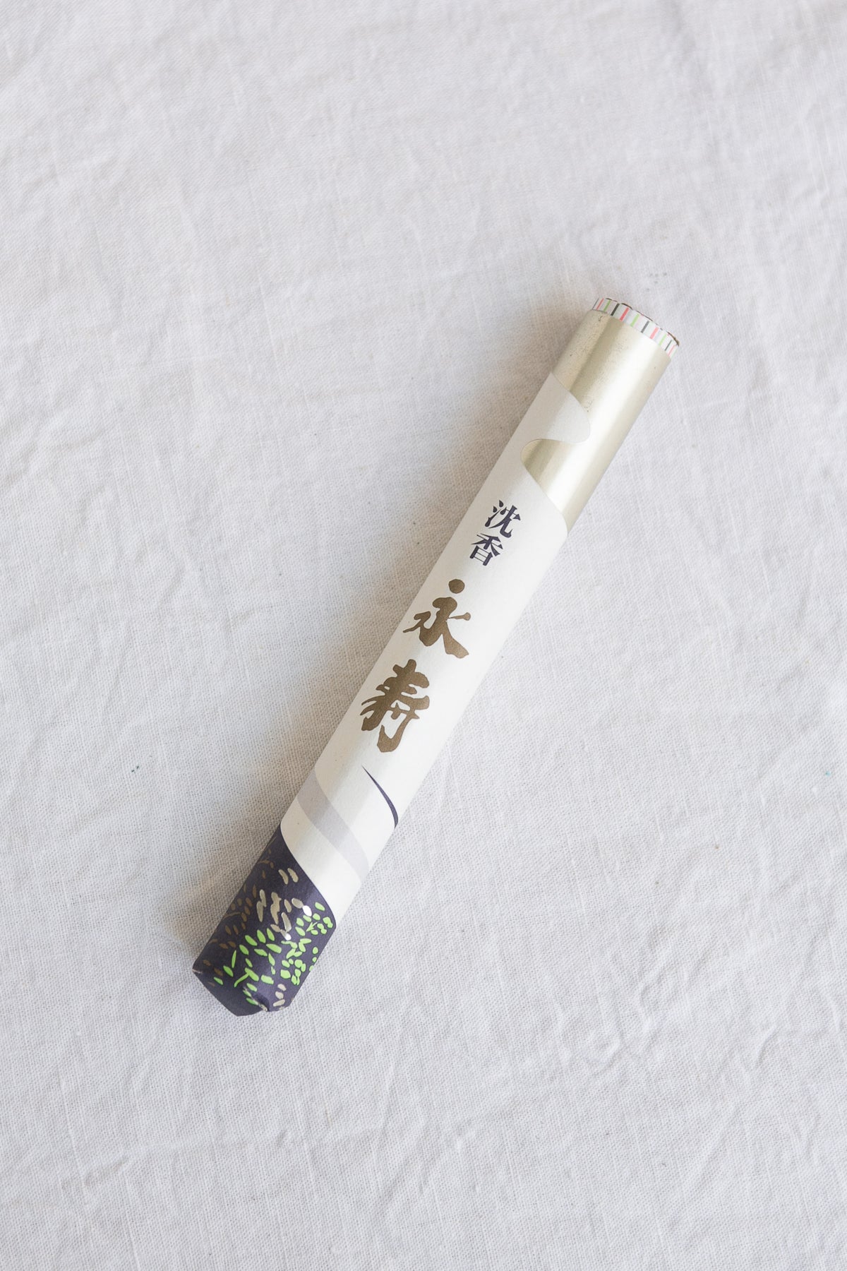 Eiju Jinkoh Aloeswood Incense Roll