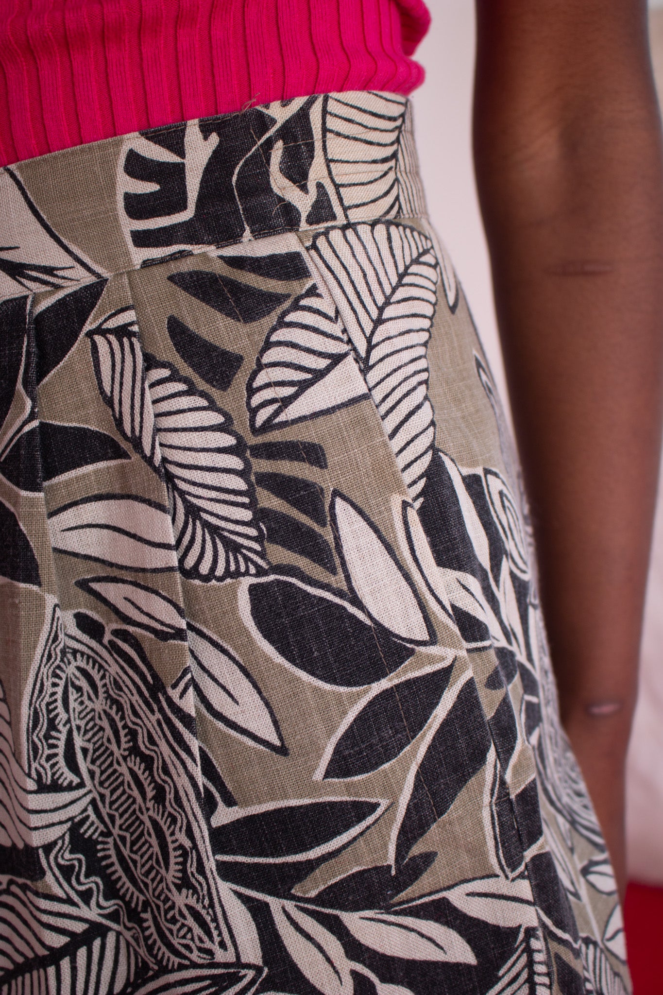 Palm Print Linen Shorts