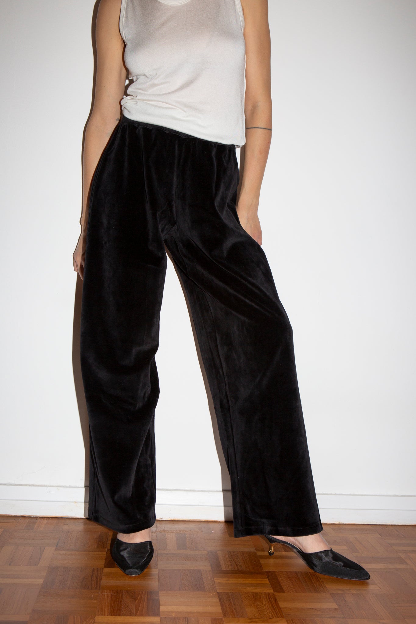 Baserange Tre Velour pants
