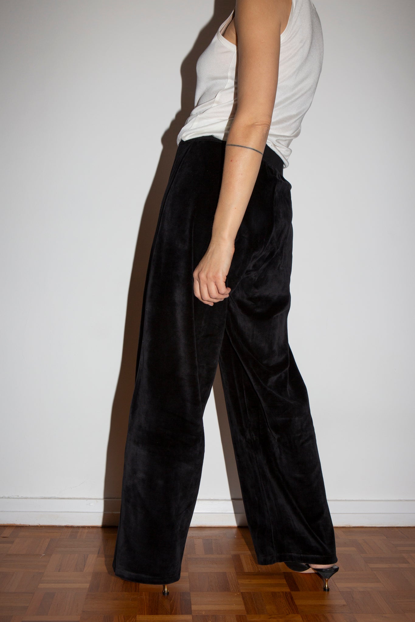 Baserange Tre Velour pants