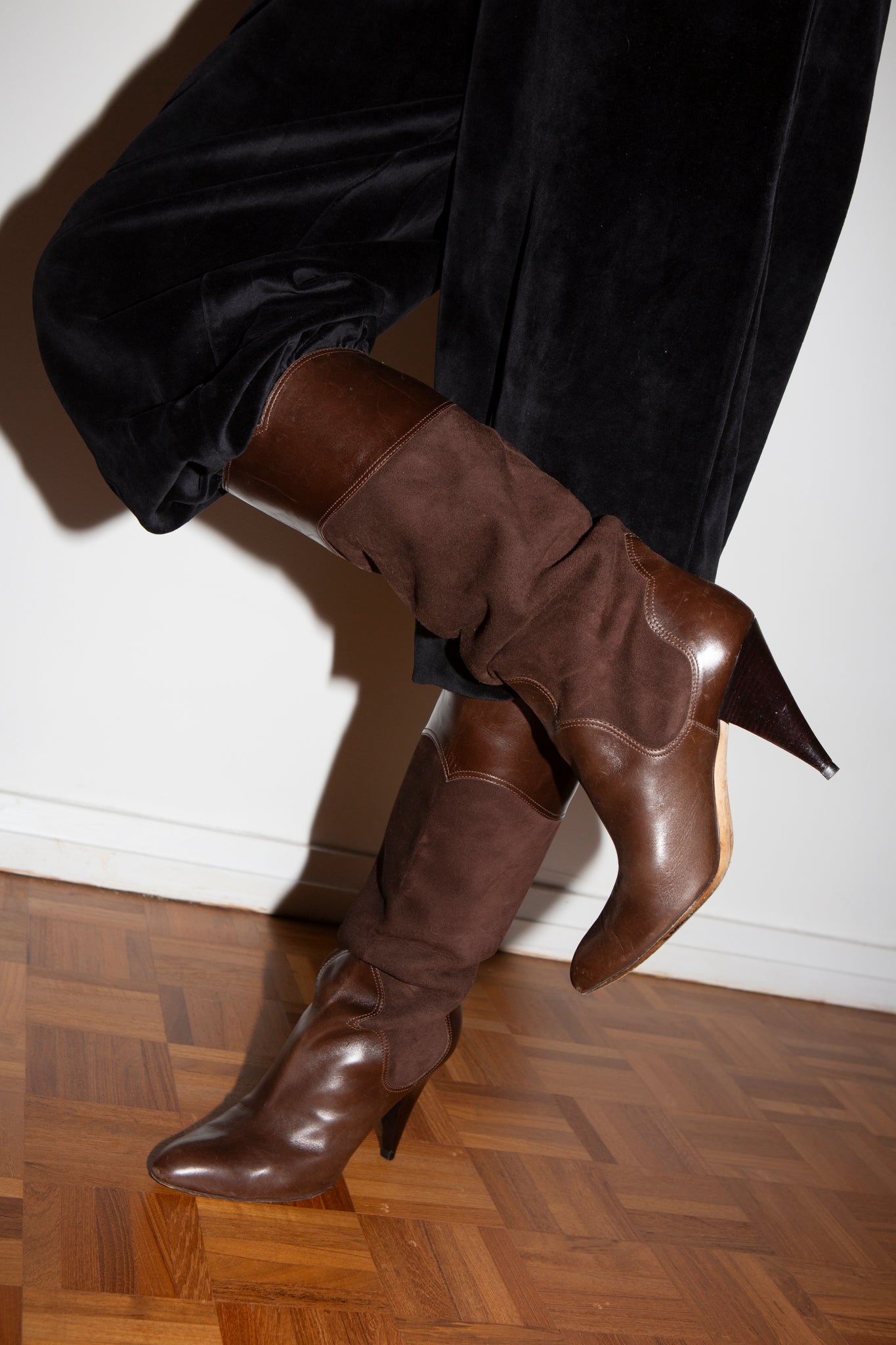 1980s Oscar De La Renta Boot