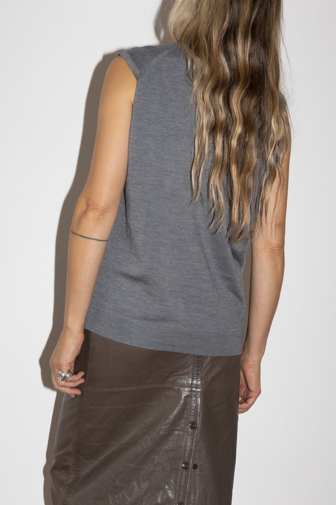 Wool Tank