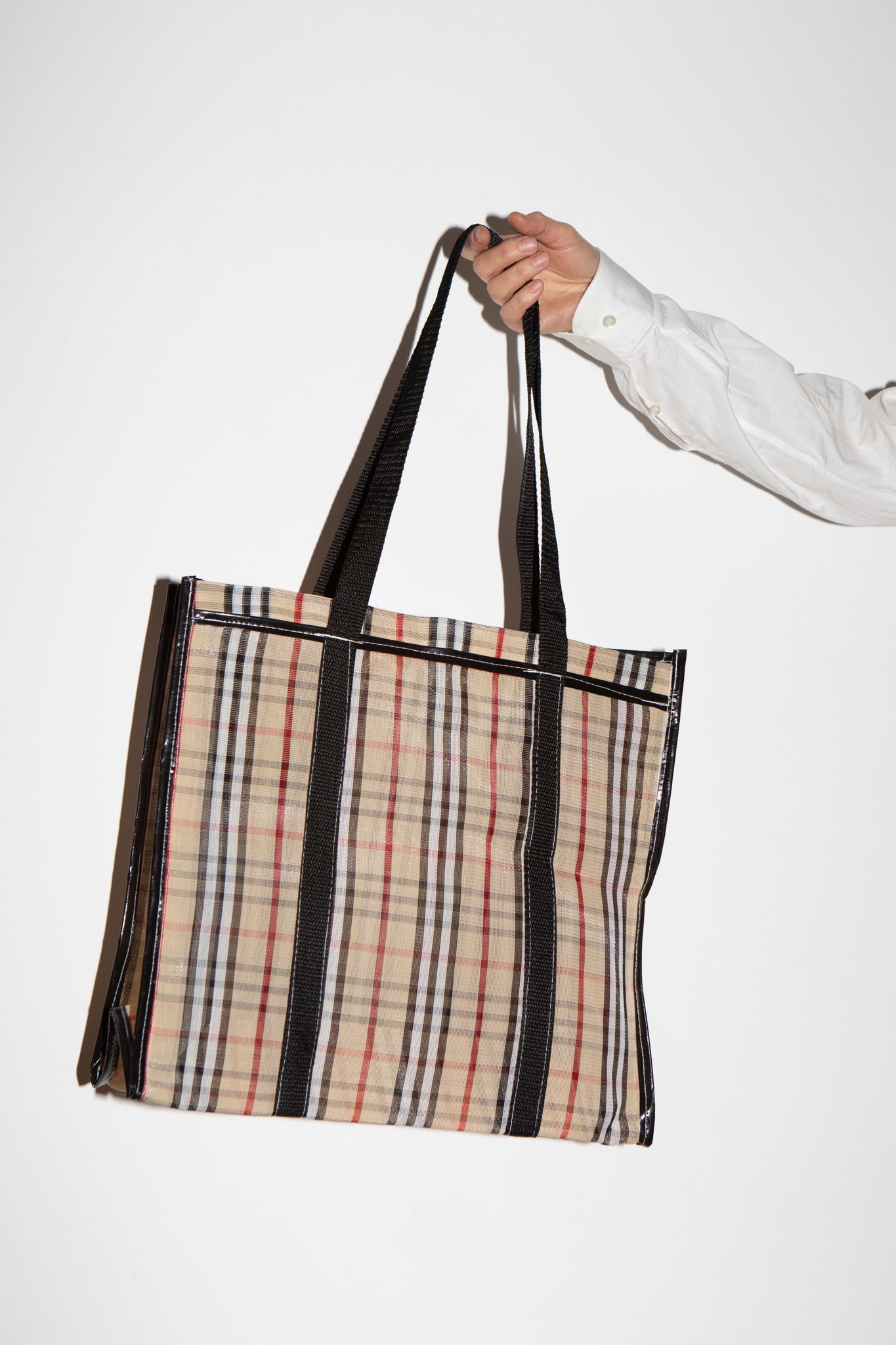 Check Mexican Shopper