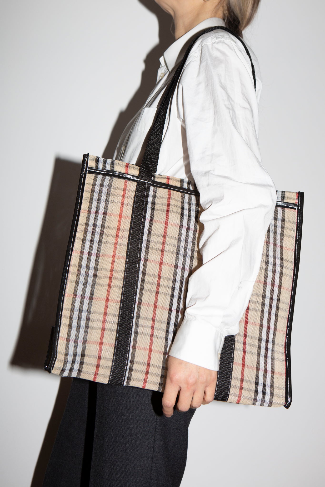 Check Mexican Shopper