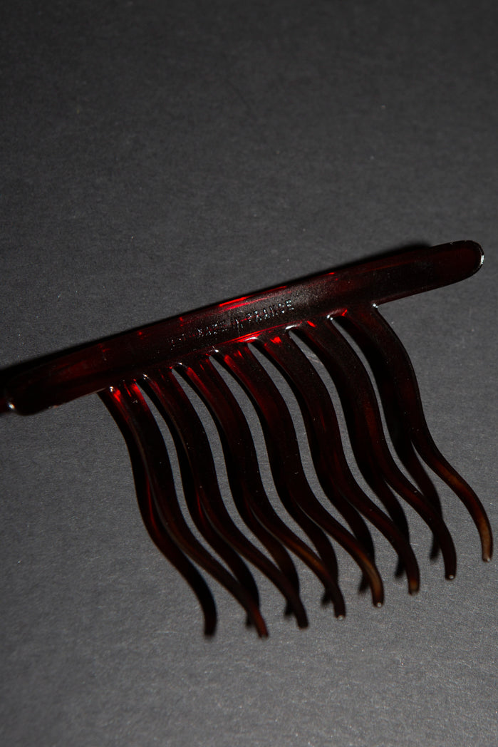 Tortoiseshell Wave Comb