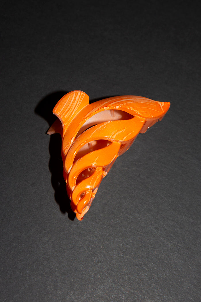 Small Marble Wave Claw