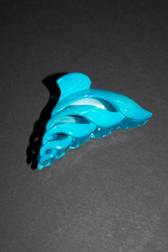 Small Marble Wave Claw