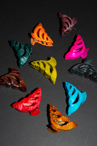 Small Marble Wave Claw