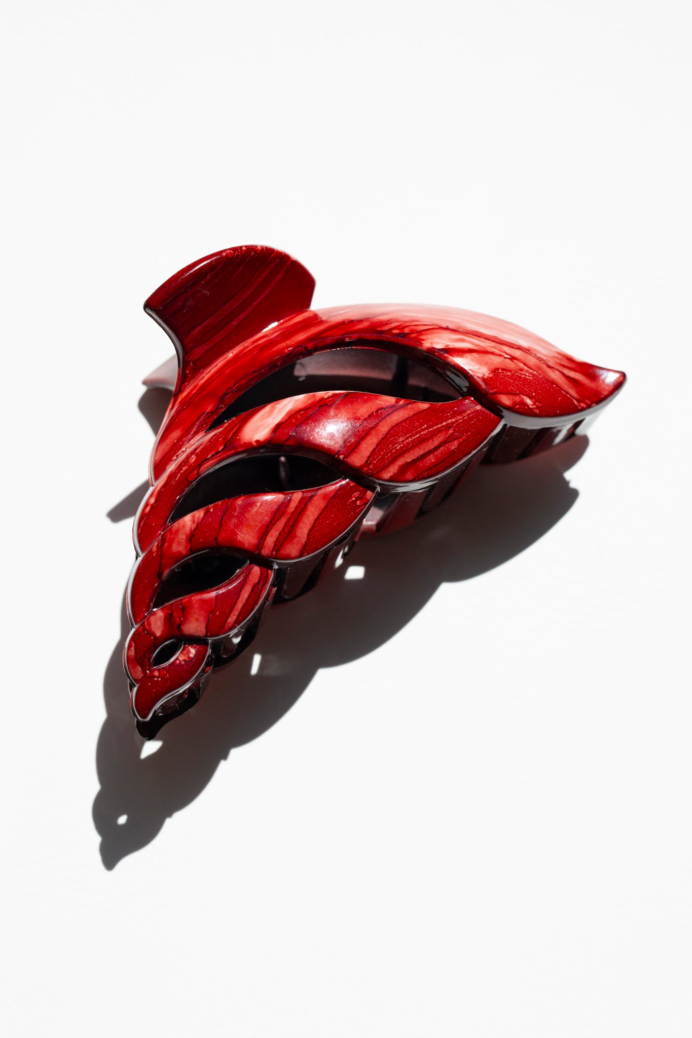 Large Marble Wave Claw